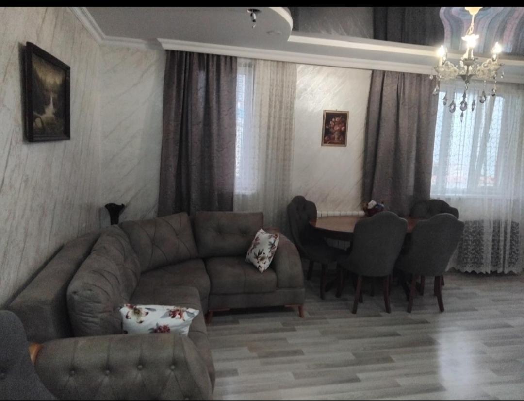 Apartament With Sea View Lägenhet Batumi Exteriör bild